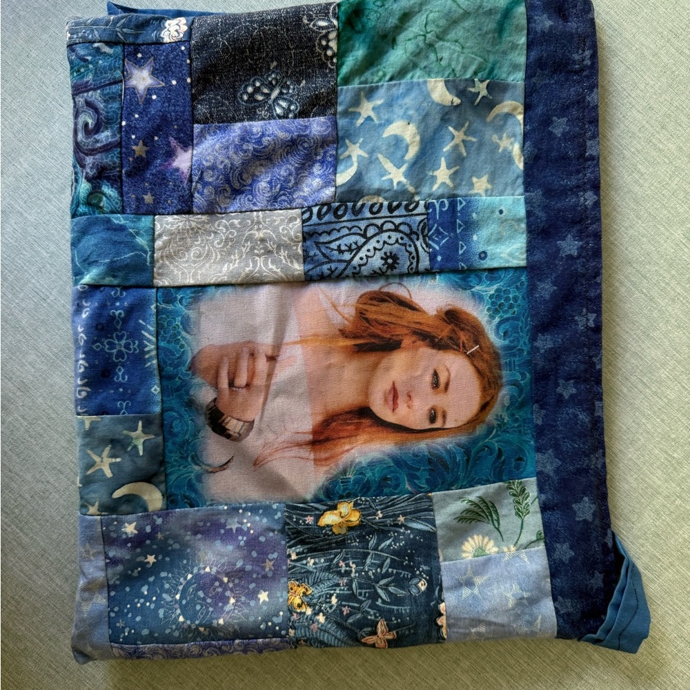 Vintage Tori Amos crossbody bag.